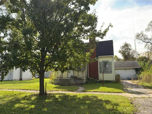 215 E 6th St, Fostoria, OH 44830