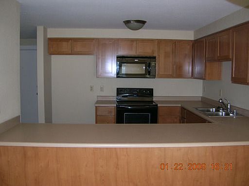 2nd image of 520 SE 157th Ave APT 17