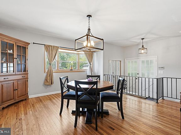 5th image of 428 Barby Ln