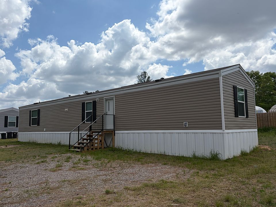 1st image of 1677 Edgefield Rd #7