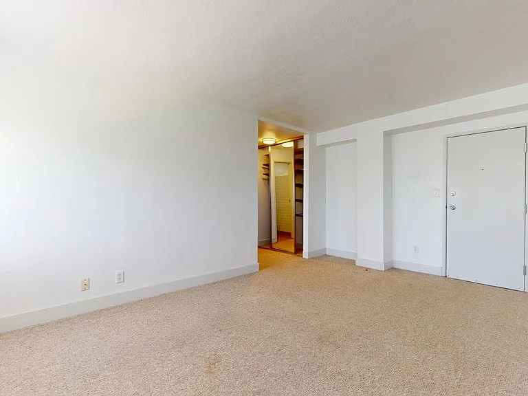 Dining/Living room
