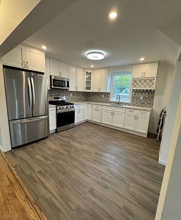 5th image of 630 Tulip Ave #2