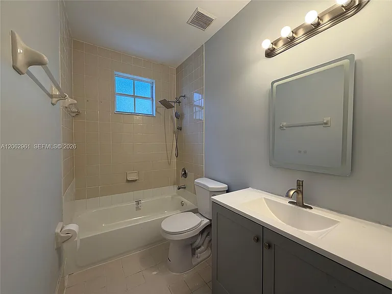 4094 SW 159th Ave #9 — Photo 11