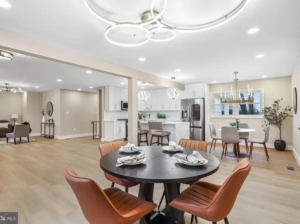 14412 Barkwood Dr, Rockville, MD 20853