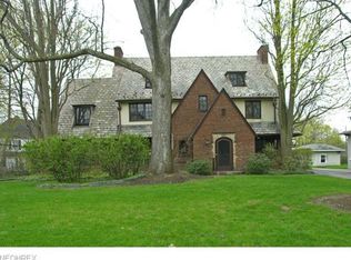 2830 Coventry Rd, Shaker Heights, OH 44120