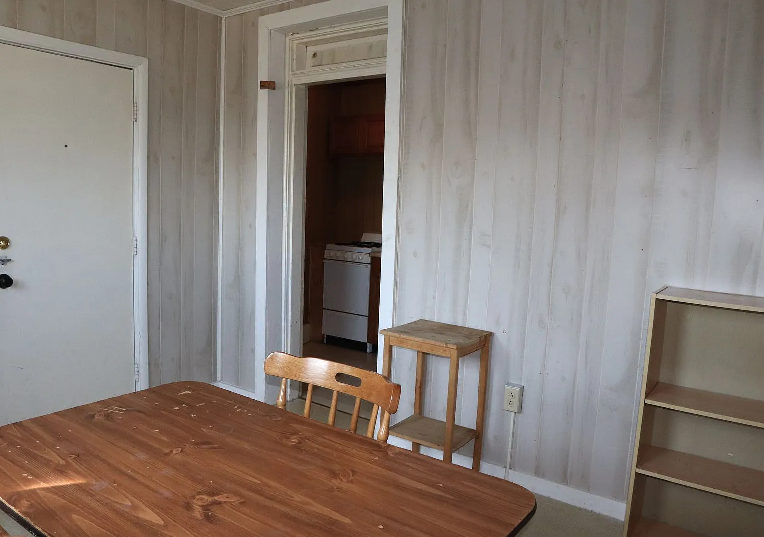 822 Grant St — Photo 2
