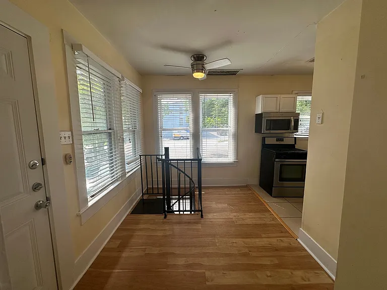 1803 Nueces St — Photo 25