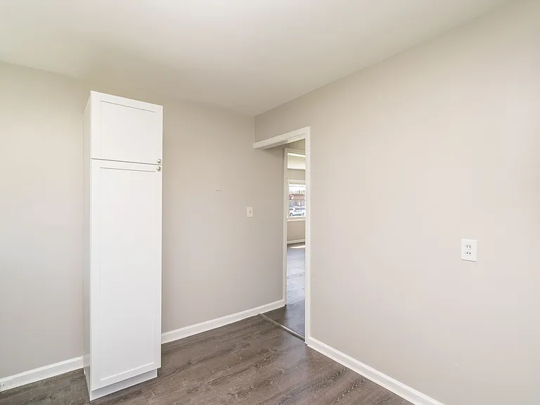 4412 High School Rd #1 — Photo 9