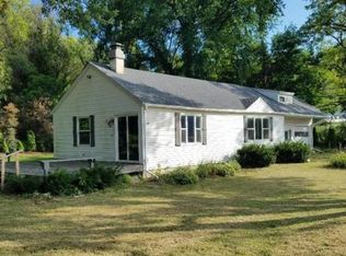 106 Brook St, Algonquin, IL 60102