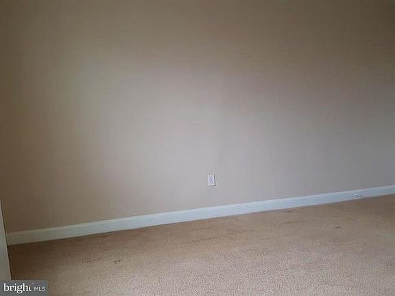 5th image of 2055 N Woodstock St APT 302