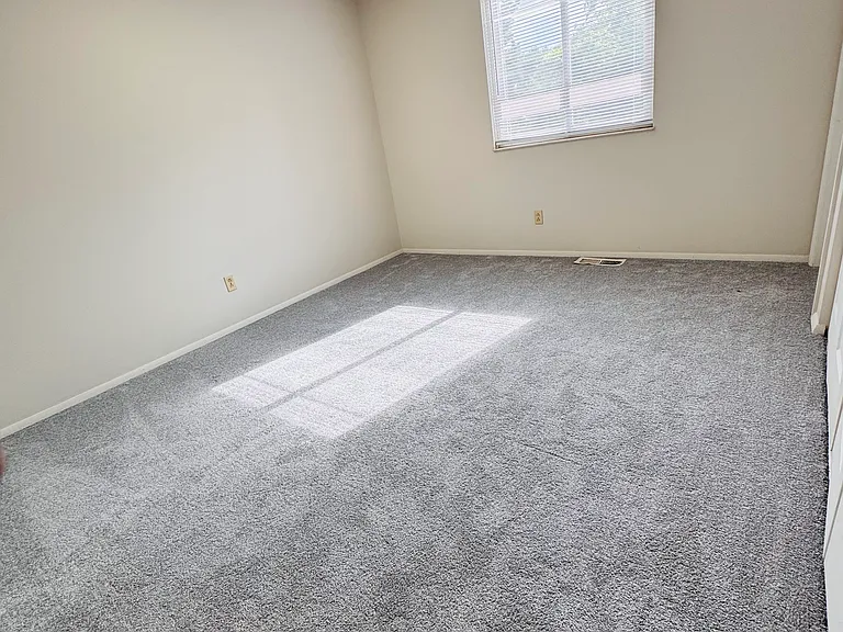 8709 Scarsdale Blvd — Photo 16
