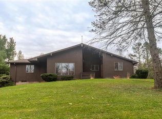 4221 Boynton Rd, Walworth, NY 14568