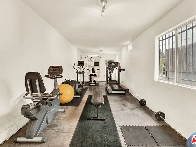 2714 Auburn St #6 — Photo 22