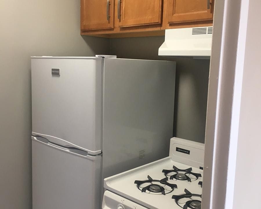 2nd image of 5551 Centre Ave APT 812