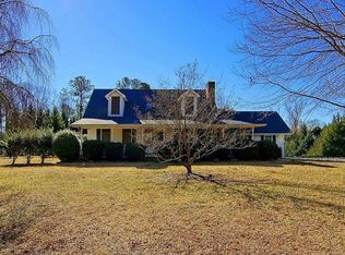 241 Log Barn Acres Rd, Pittsboro, NC 27312