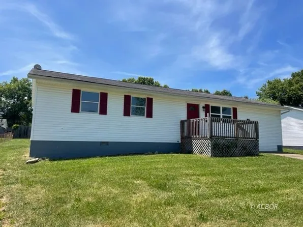 107 Graham St, Bidwell, OH 45614