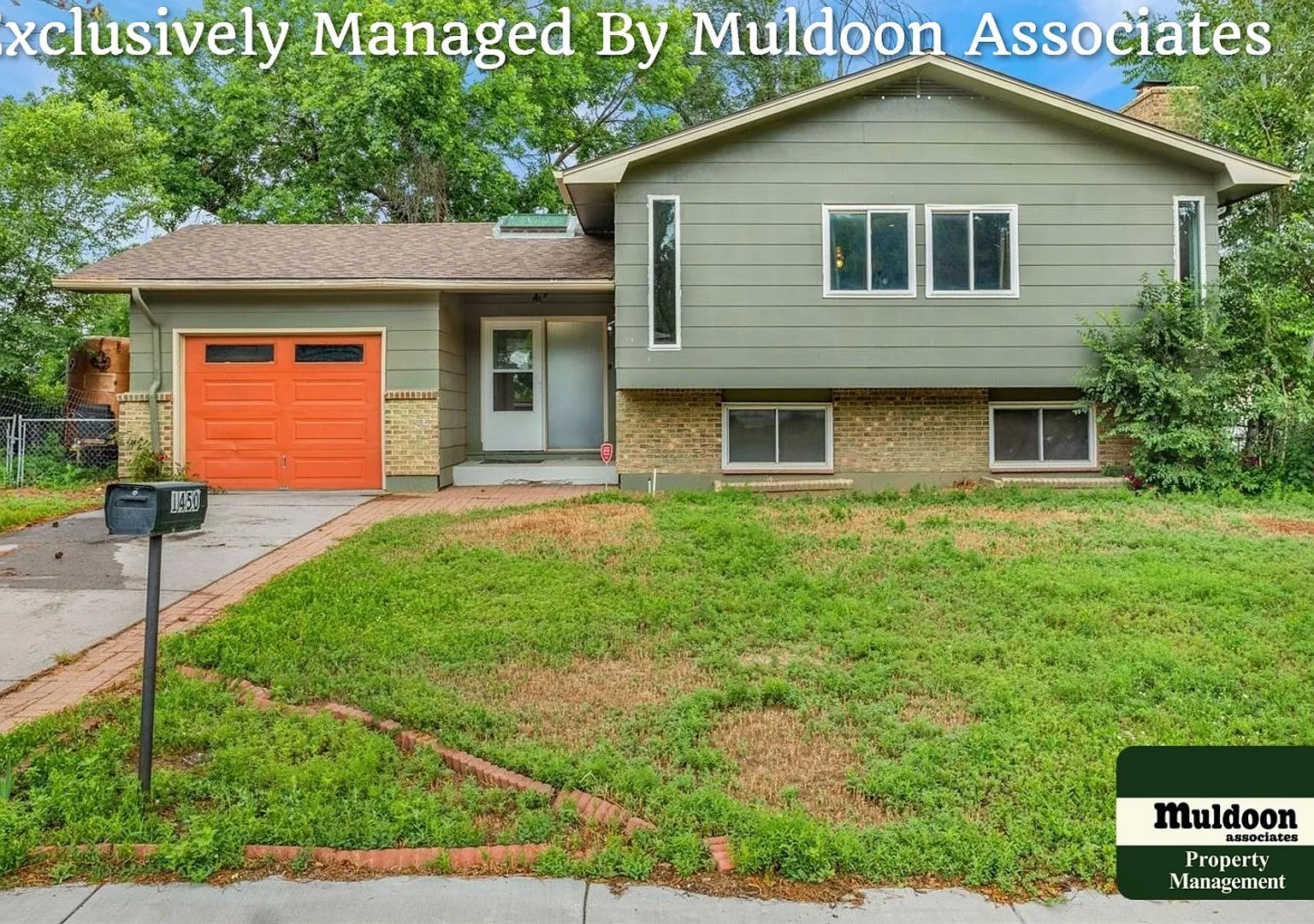 Spacious 5-Bedroom Home with Large Yard & Open-Space Views — Photo 1