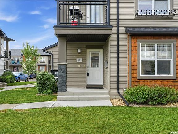 3rd image of UNIT 801-1015 Patrick CRESCENT