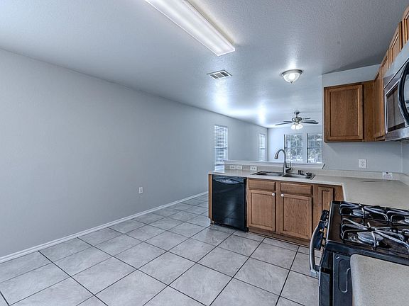 4th image of 17808 Golden Valley Dr
