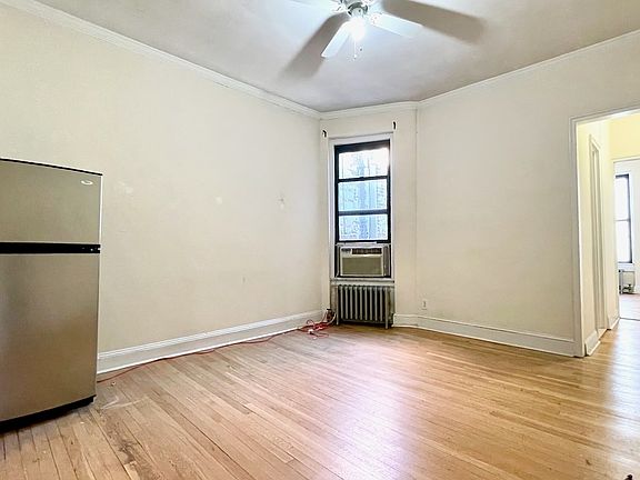 3rd image of 491 Amsterdam Ave APT 5C
