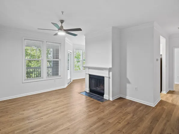 2033 Chatelain Way, Mount Pleasant, SC 29464