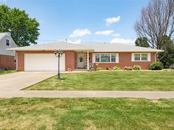 97 Riviera Dr, Granite City, IL 62040