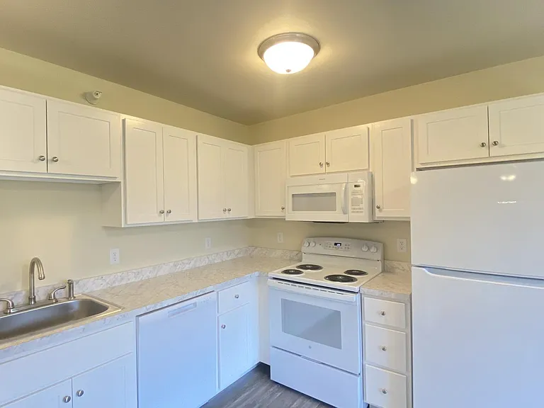 2965 W Old State Rd #204 — Photo 4