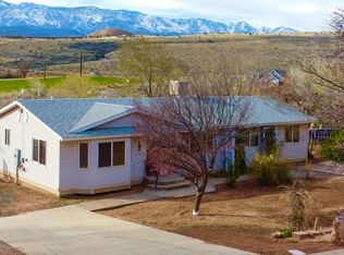 55 E Spring Dr, Toquerville, UT 84774