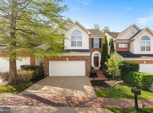 7677 Henry Knox Dr, Lorton, VA