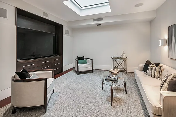 Sold by Town Residential | media 6