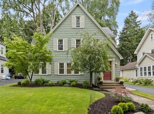 32 Castlebar Rd, Rochester, NY 14610