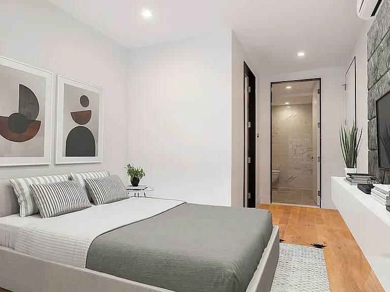 84 2nd Ave #3 — Photo 4
