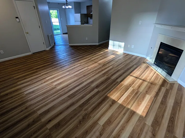 1065 Williamsburg Way — Photo 4