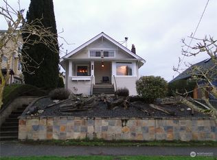 4022 34th Ave W, Seattle, WA 98199