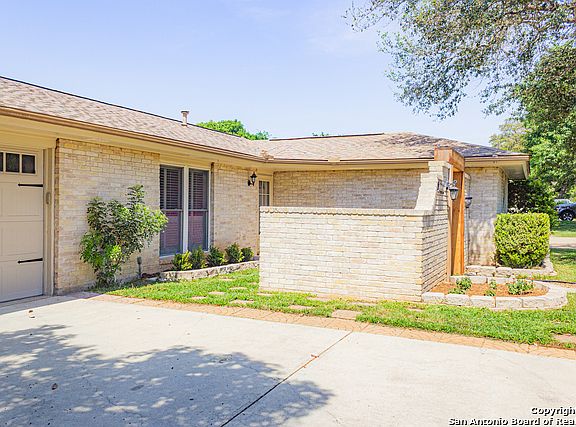 3rd image of 7023 Forest Moss St