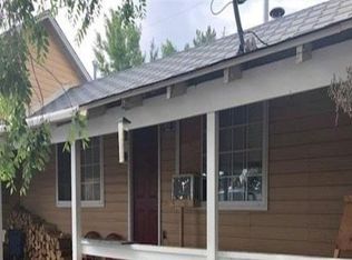 705 S River St, Saratoga, WY 82331
