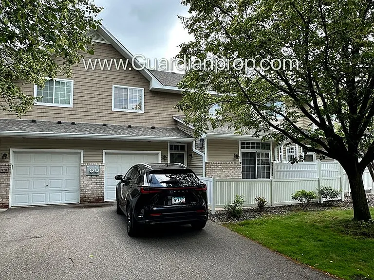 17818 Cobblestone Way — Photo 2