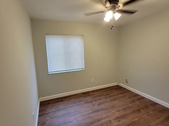 5th image of 10371 Parkman Dr APT C