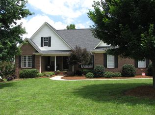 232 Landry Dr, Kings Mountain, NC 28086