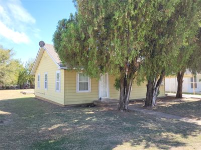 416 N Knox St, Jacksboro, TX, 76458