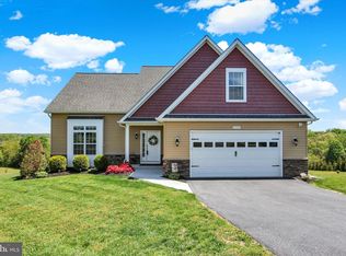 2524 Fourleaf Dr, Finksburg, MD 21048