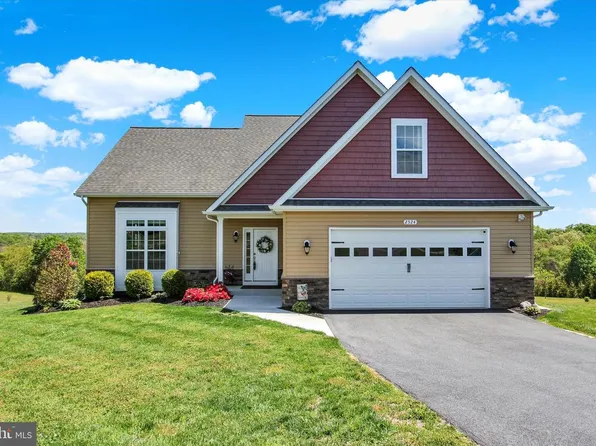 2524 Fourleaf Dr, Finksburg, MD 21048