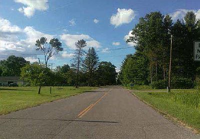 2nd image of 976 N Eleven Mile Rd