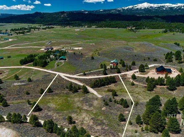 10342 Gamann Dr, Cascade, ID 83611