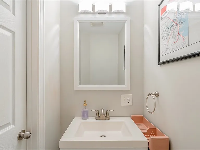 124 Pearson Rd #1 — Photo 10