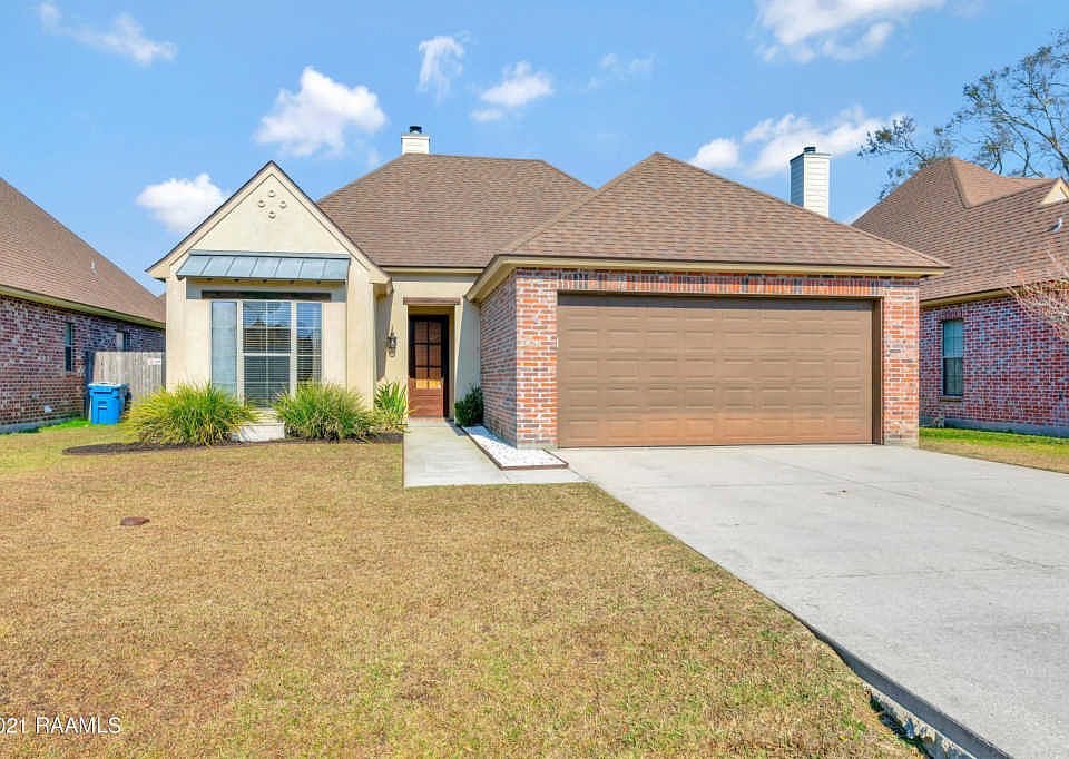 1st image of 107 Gunter Grass Ct
