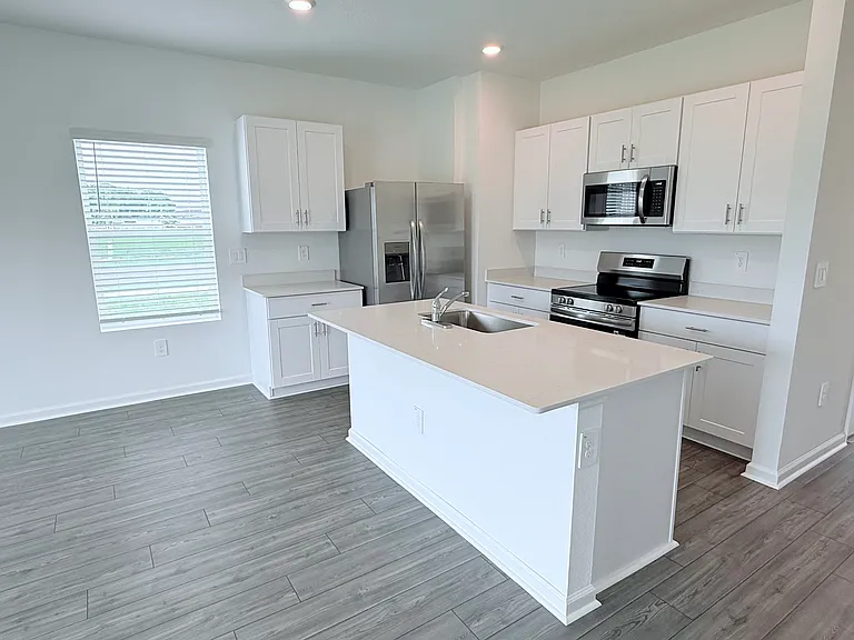 4949 SW 83rd Pl — Photo 3