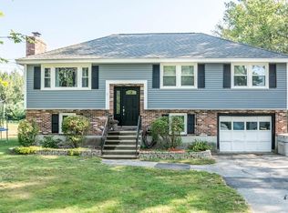 2 Sawmill Rd, Pelham, NH 03076