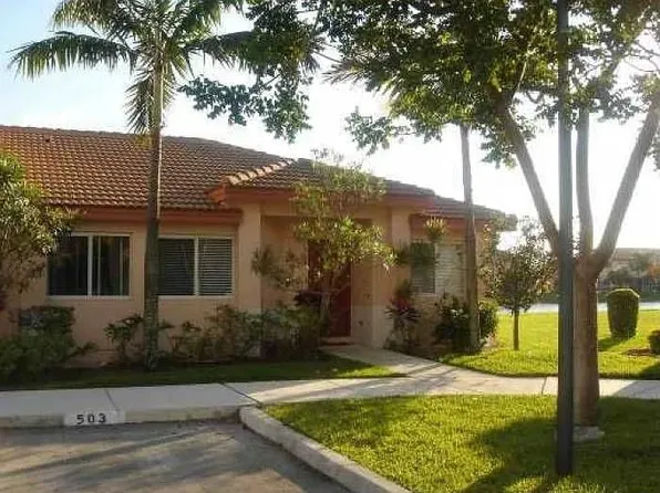 503 NW 208th Ter, Hollywood, FL 33029