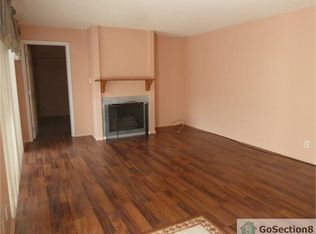 994 Springdale Cir, Palm Springs, FL 33461